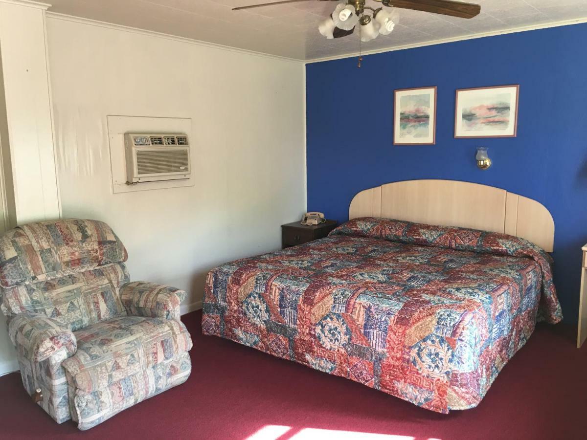 Azure Hills Inn And Suites Fredericksburg Zewnętrze zdjęcie